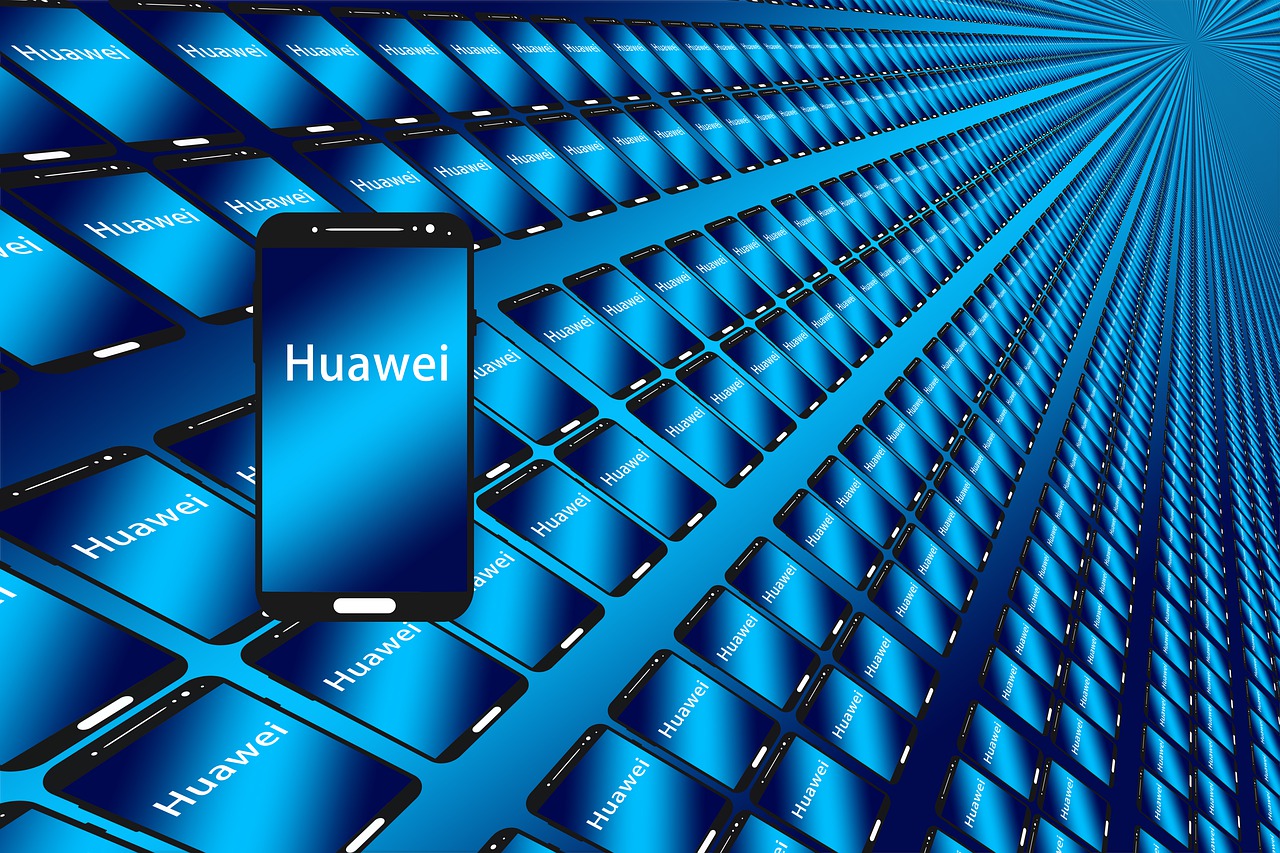 Huawei launches its Harmony operating system competing with Android